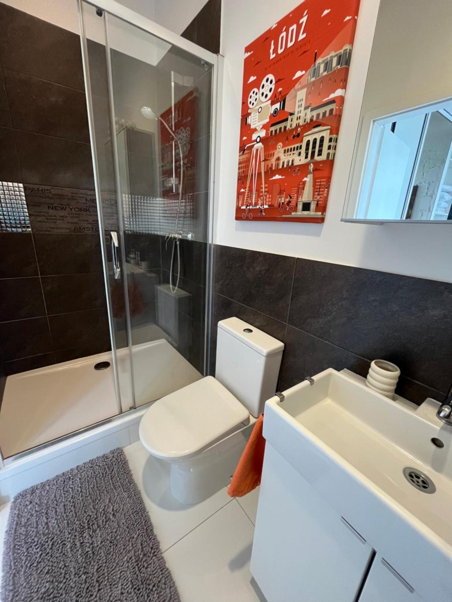 Apartament I Love Piotrkowska Z Wielkim Lustrem, Balkonem I Klimatyzacja ウッチ エクステリア 写真